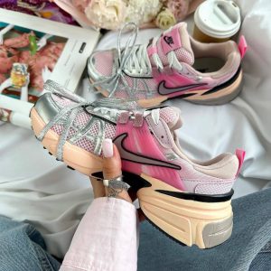 کتونی نایک V2K زنانه | Nike V2K ترند و مستر کوالیتی 🆔 کد محصول: SH035 کد 89311 - تصویر 2
