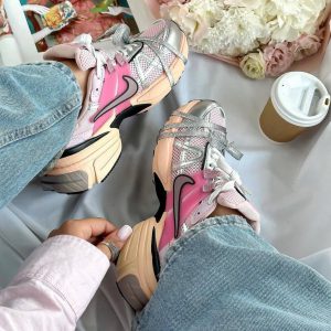 کتونی نایک V2K زنانه | Nike V2K ترند و مستر کوالیتی 🆔 کد محصول: SH035 کد 89311 - تصویر 3