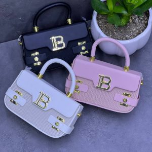 👜 کیف طرح برند | مینیمال، دخترونه و همیشه ترند 😍✨🆔 کد محصول: BG063 کد 89658 - تصویر 2